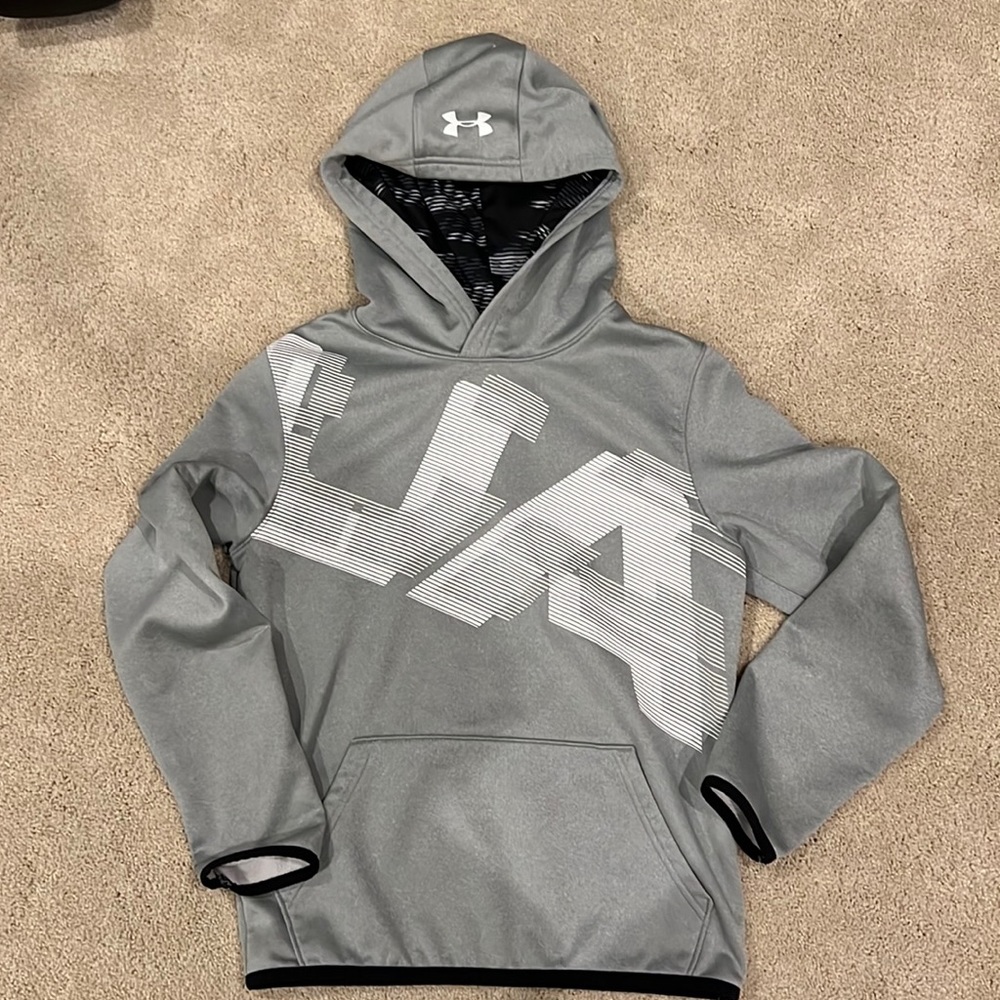Boys under armour hoodie, size m
